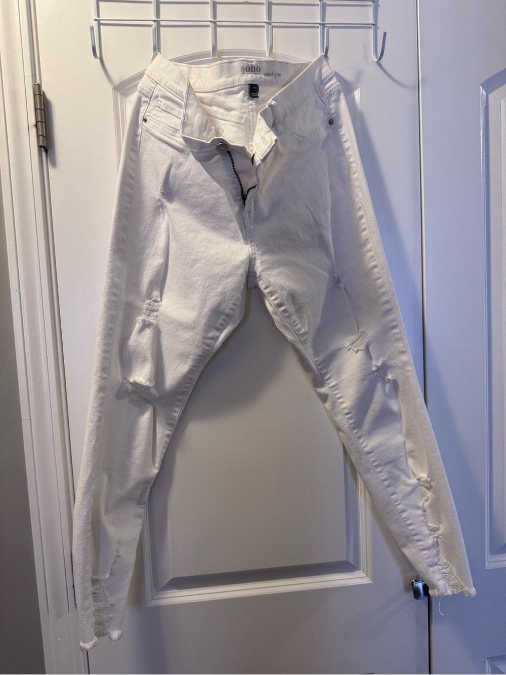 SOHO White Ankle Jeans